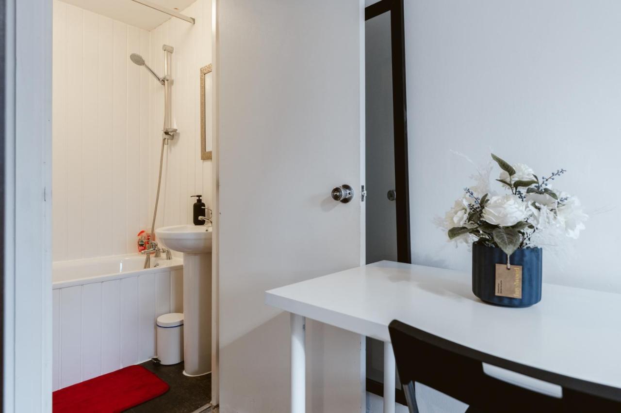 לונדון Whitechapel En-Suite Beds To Stay מראה חיצוני תמונה